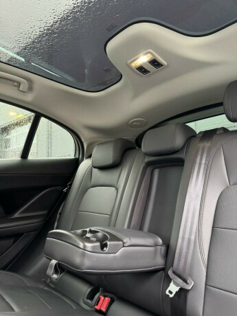 jaguar-i-pace-elektrisitet-2019-big-18