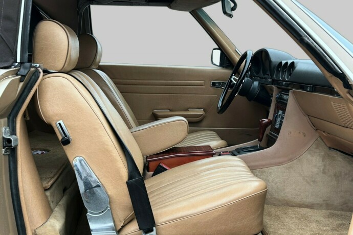 mercedes-benz-sl-bensin-1981-big-10