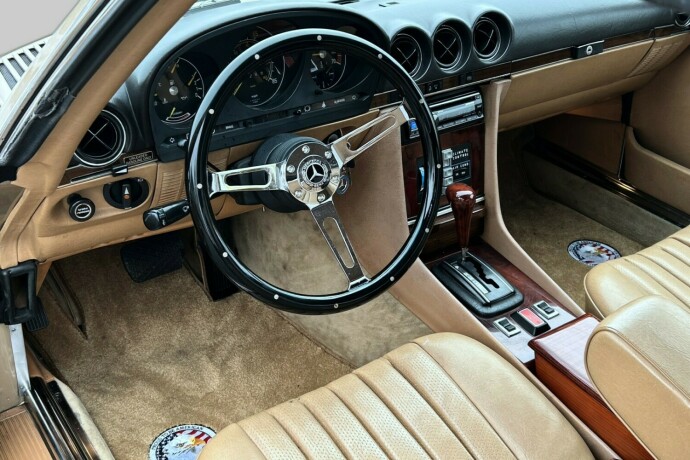 mercedes-benz-sl-bensin-1981-big-11