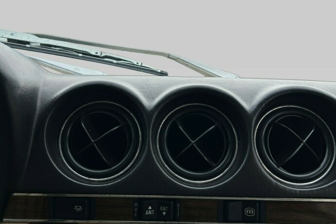 mercedes-benz-sl-bensin-1981-big-9