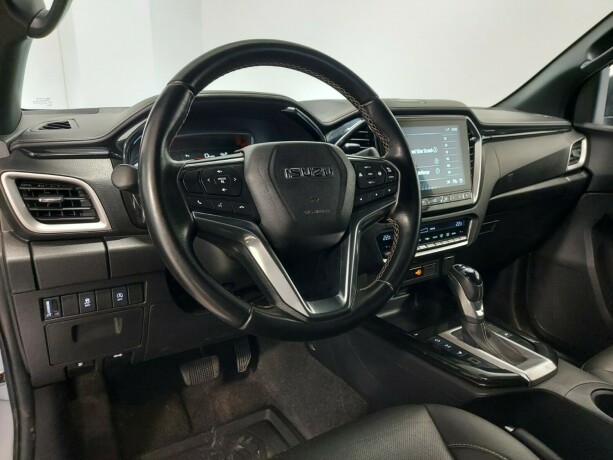 isuzu-d-max-diesel-2021-big-14