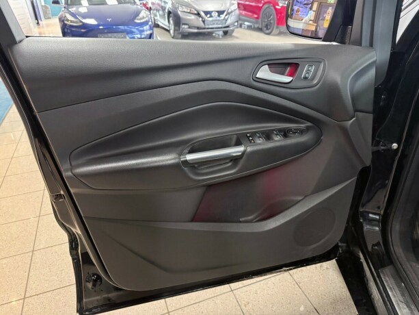 ford-kuga-diesel-2017-big-9