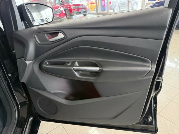 ford-kuga-diesel-2017-big-27