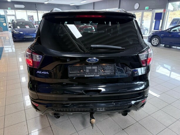 ford-kuga-diesel-2017-big-5