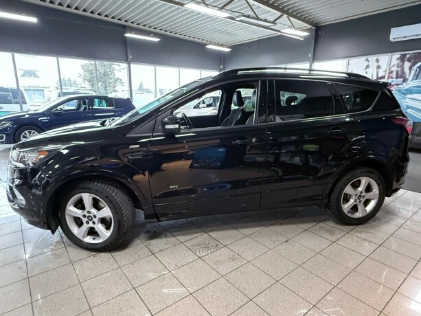 ford-kuga-diesel-2017-big-3