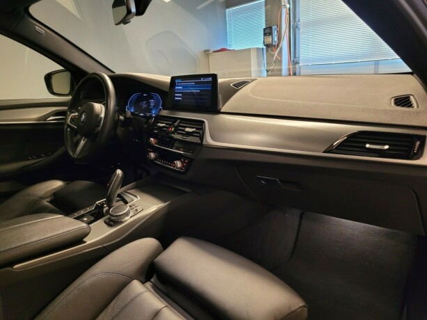 bmw-5-serie-elektrisitetbensin-2020-big-13