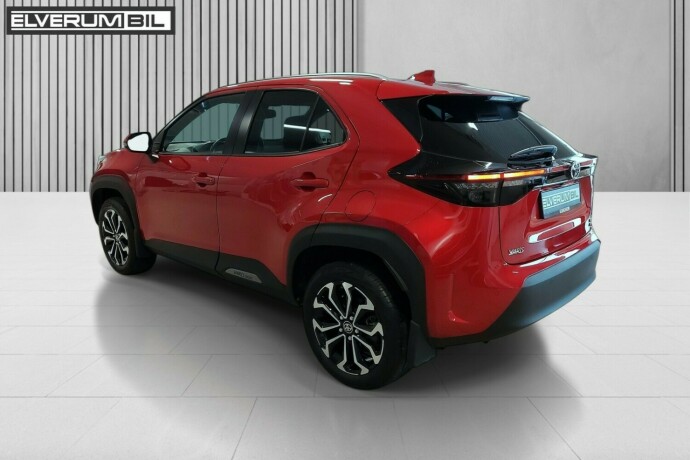 toyota-yaris-cross-elektrisitetbensin-2022-big-8