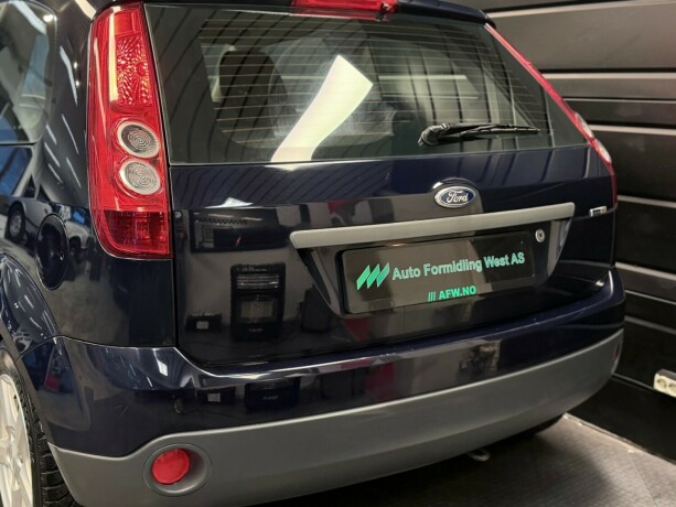 ford-fiesta-diesel-2006-big-6