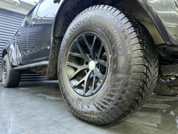 isuzu-d-max-diesel-2019-big-10