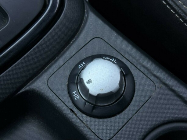 isuzu-d-max-diesel-2019-big-26