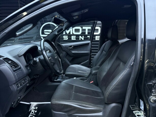 isuzu-d-max-diesel-2019-big-27