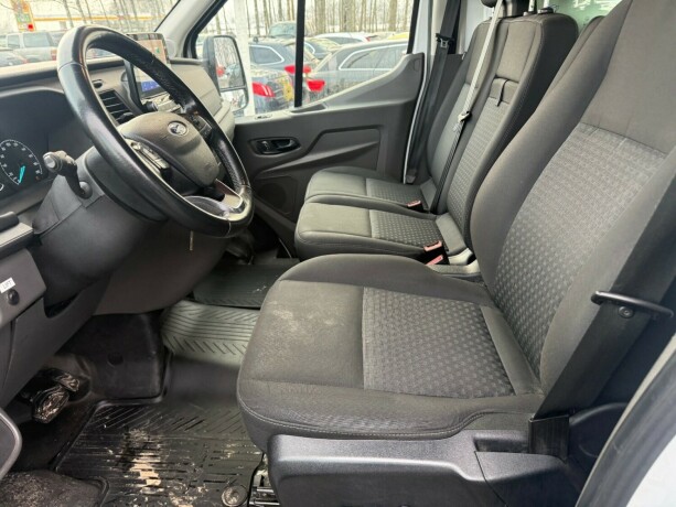 ford-transit-diesel-2020-big-23