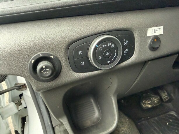 ford-transit-diesel-2020-big-21