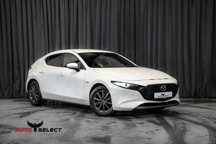 mazda-3-elektrisitetbensin-2021-big-0