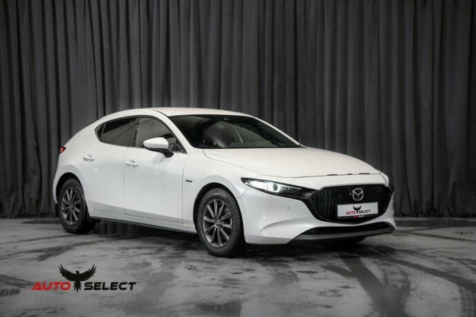 mazda-3-elektrisitetbensin-2021-big-3