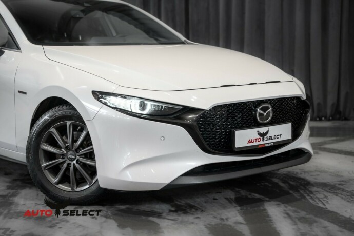 mazda-3-elektrisitetbensin-2021-big-1