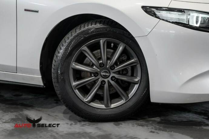 mazda-3-elektrisitetbensin-2021-big-2