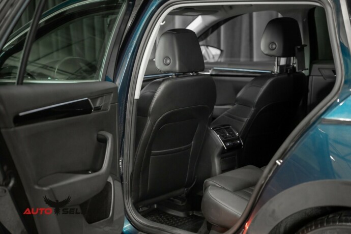 skoda-superb-bensin-2018-big-17