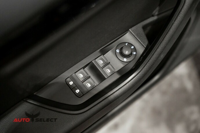 skoda-superb-bensin-2018-big-25