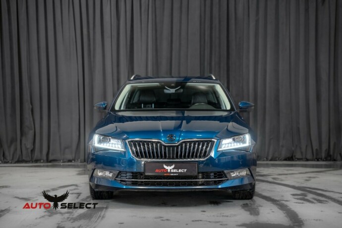 skoda-superb-bensin-2018-big-4