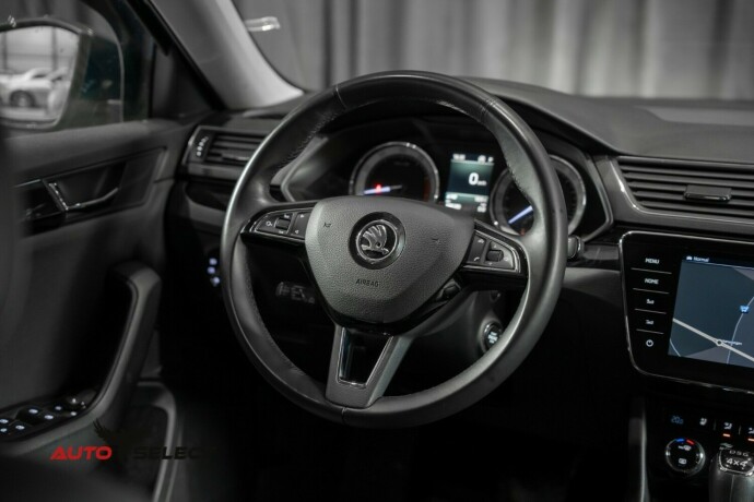 skoda-superb-bensin-2018-big-29