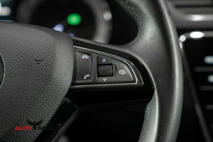 skoda-superb-bensin-2018-big-35