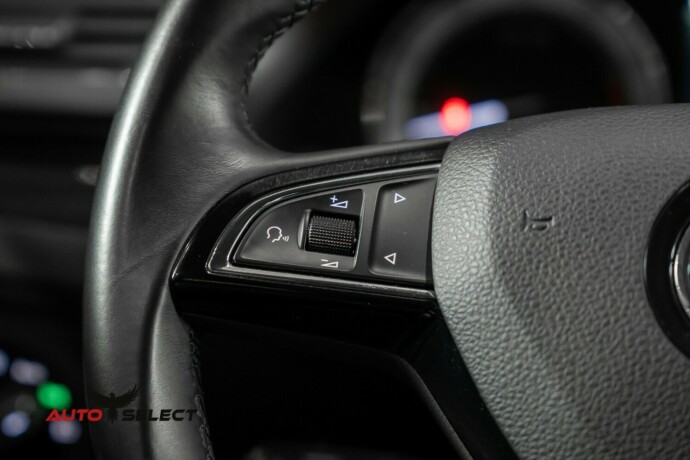 skoda-superb-bensin-2018-big-33