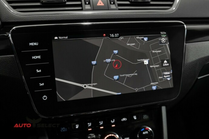 skoda-superb-bensin-2018-big-37