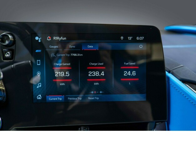 chevrolet-corvette-elektrisitetbensin-2024-big-55