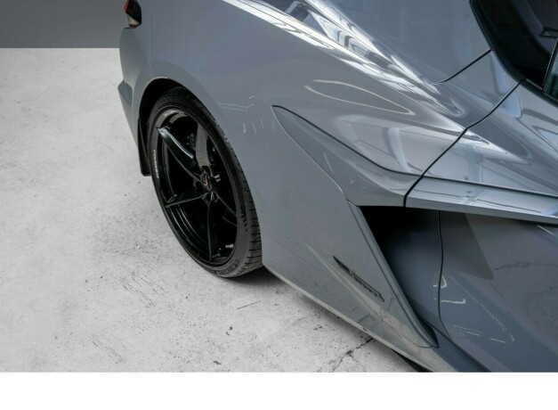 chevrolet-corvette-elektrisitetbensin-2024-big-25