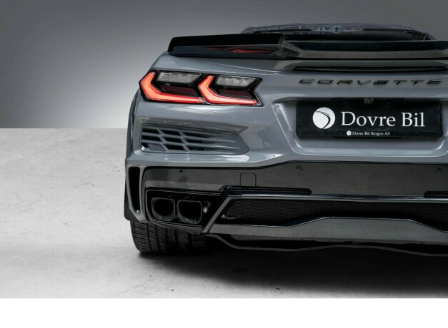 chevrolet-corvette-elektrisitetbensin-2024-big-17
