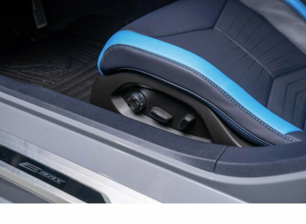 chevrolet-corvette-elektrisitetbensin-2024-big-58