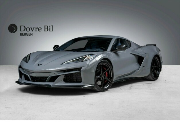 chevrolet-corvette-elektrisitetbensin-2024-big-0