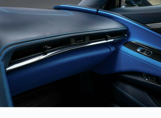 chevrolet-corvette-elektrisitetbensin-2024-big-44