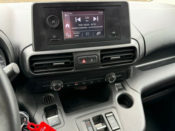 opel-combo-elektrisitet-2022-big-8