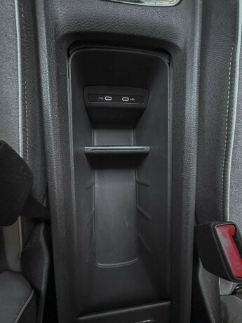 volkswagen-id3-elektrisitet-2021-big-19