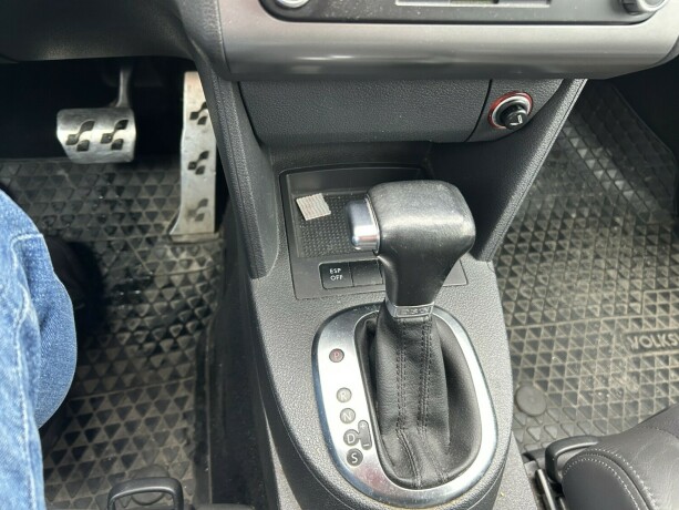 volkswagen-touran-diesel-2010-big-15