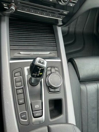 bmw-x5-elektrisitetbensin-2016-big-32