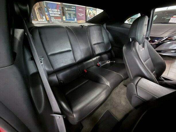 chevrolet-camaro-bensin-2010-big-25