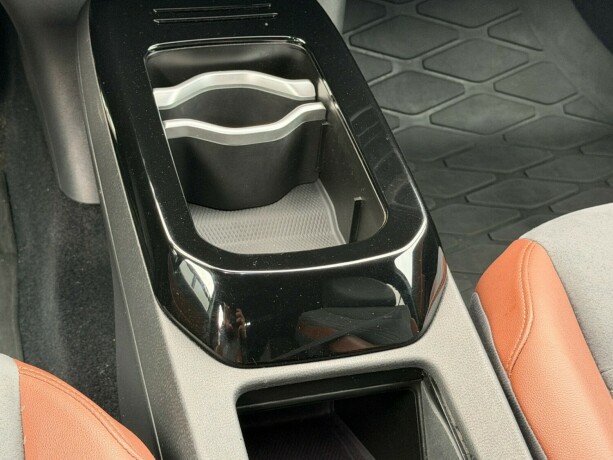 volkswagen-id4-elektrisitet-2021-big-13