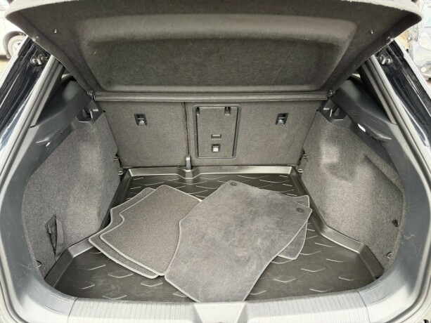 volkswagen-id4-elektrisitet-2021-big-14