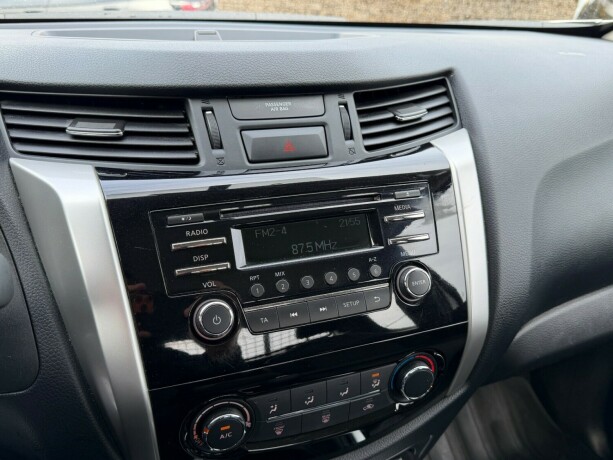 nissan-navara-diesel-2021-big-9