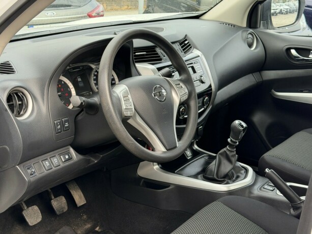 nissan-navara-diesel-2021-big-6