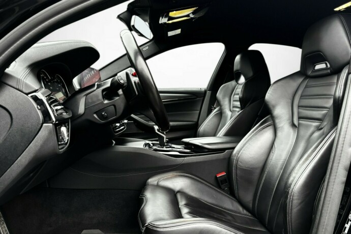 bmw-m5-bensin-2019-big-17