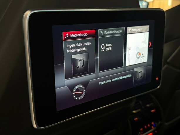 bmw-m5-bensin-2019-big-42