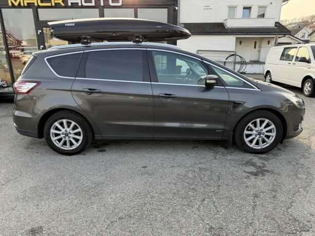 ford-s-max-diesel-2017-big-5