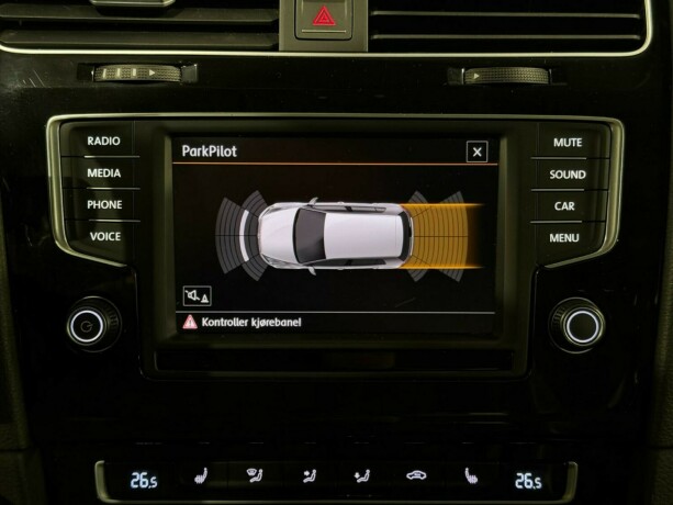 volkswagen-golf-bensin-2016-big-18