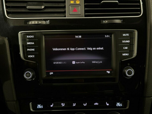 volkswagen-golf-bensin-2016-big-16