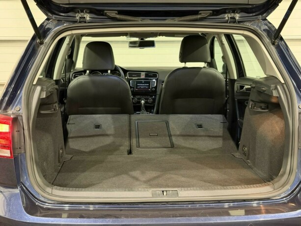 volkswagen-golf-bensin-2016-big-13