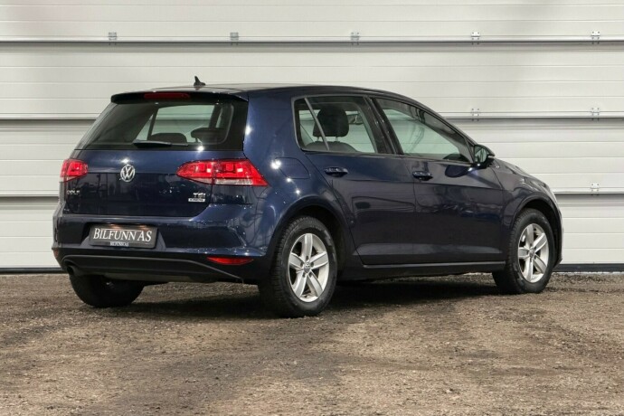 volkswagen-golf-bensin-2016-big-2